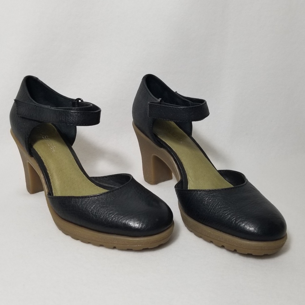 Aerosoles Ruff n Tough Leather Mary Janes -Size 9M